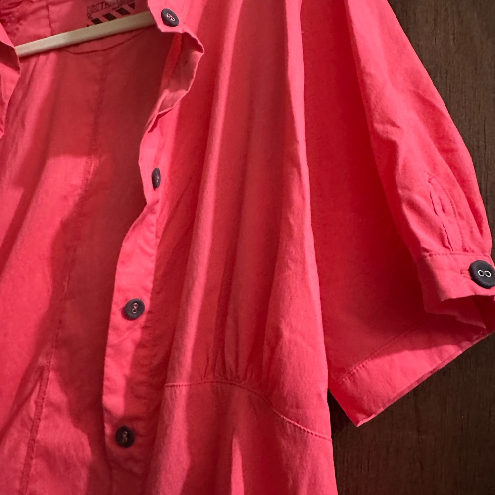 NWOT Helly Hansen size XL- pink button down hiking shirt - Picture 4 of 6